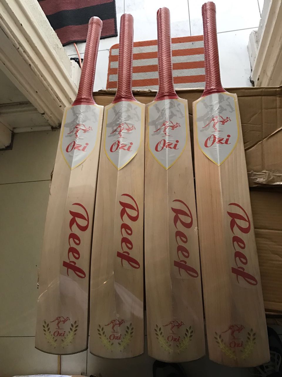 Cricket Bat - Ozi Sports Reef