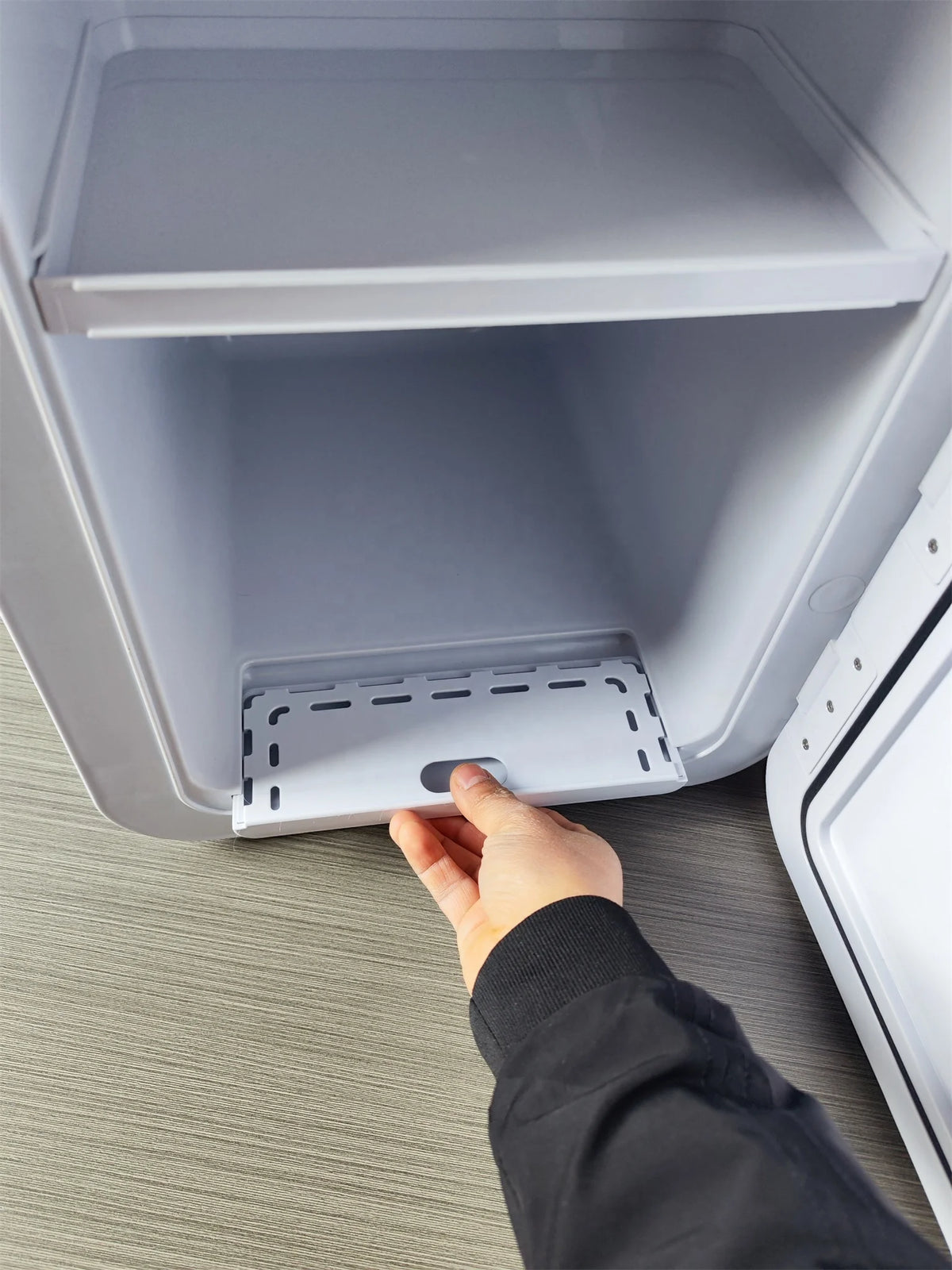 20L Double Door Compact Refrigerator Energy Star Mini Fridge with Freezer Temperature Settable